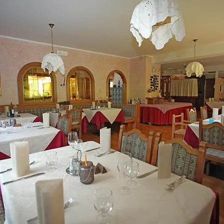 Hotel Biancaneve 3*
